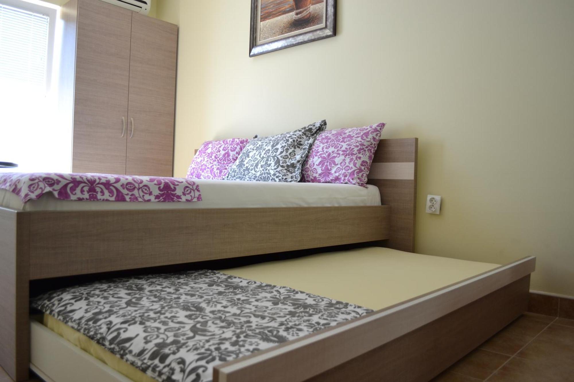 Apartments Lalevic Donji Morinj Bilik gambar